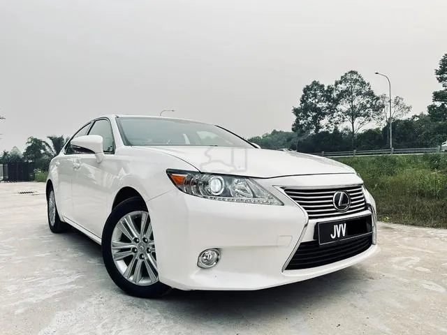 Lexus Es250