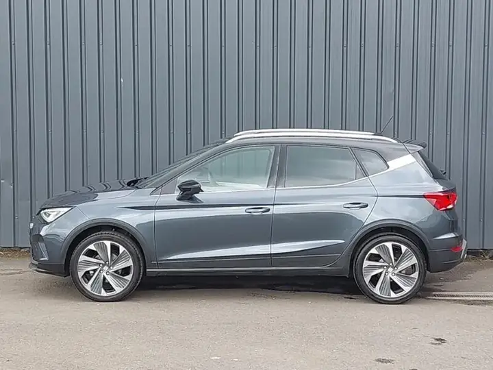 Seat Arona 2024 photo 4