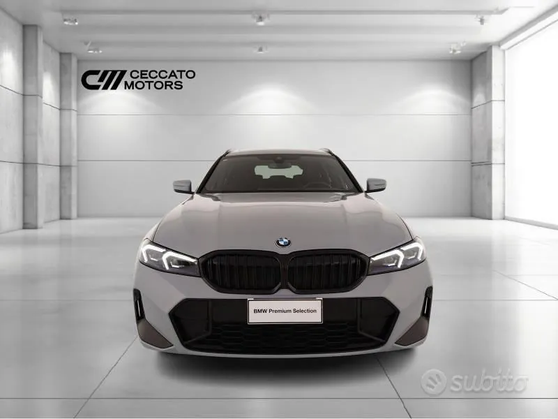 BMW 3 Series 2024 photo 2