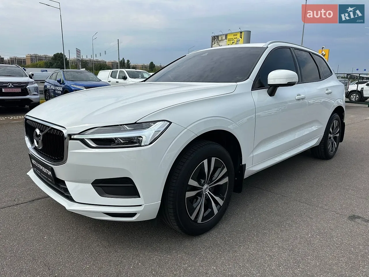 Volvo Xc60 2019 photo 4