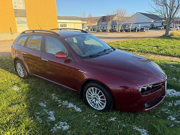 Alfa Romeo 159 Sportwagon 2006 photo 4