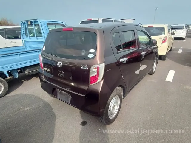 Daihatsu Mira 2011 photo 4