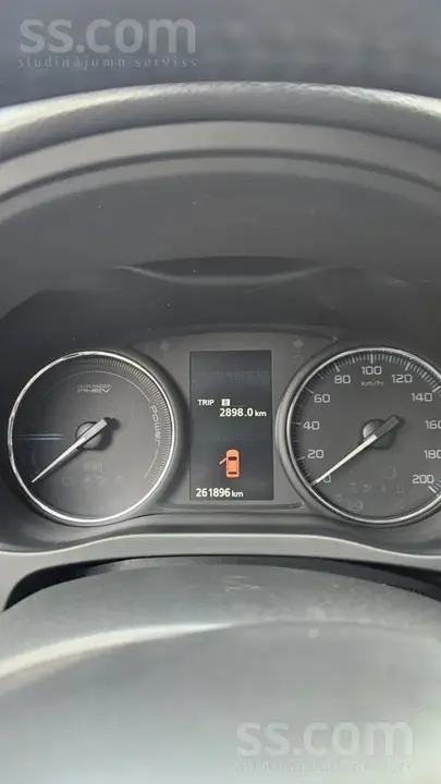 Mitsubishi Outlander 2014 photo 4