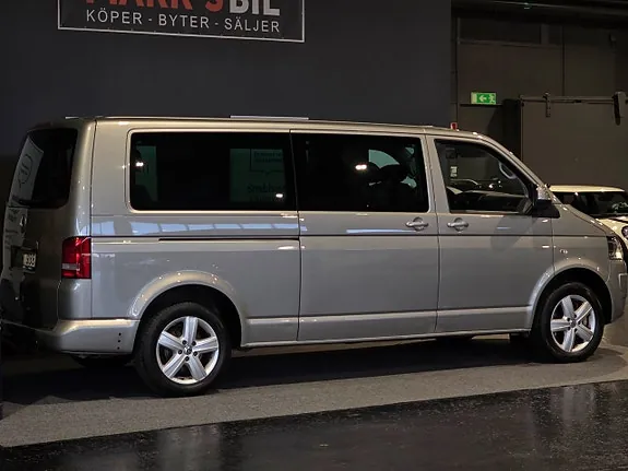 Volkswagen Multivan 2011 photo 5