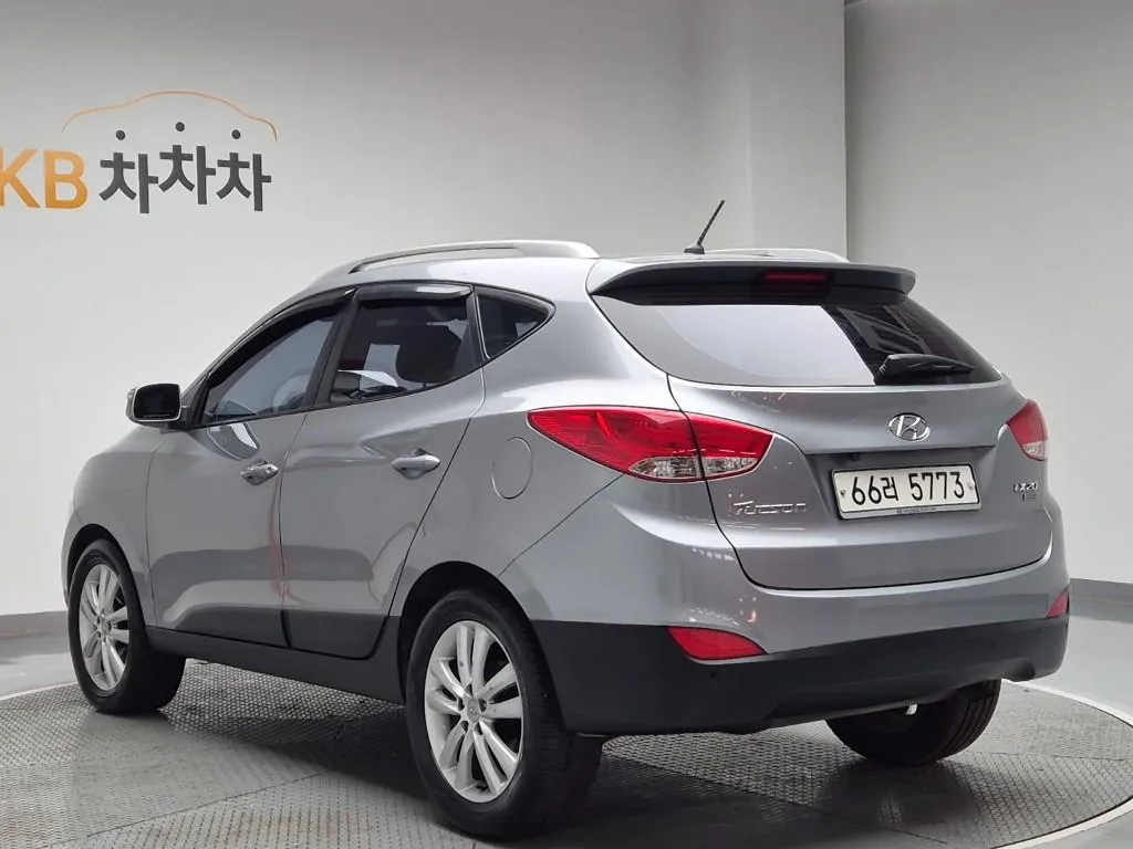 Hyundai Tucson 2010 photo 2