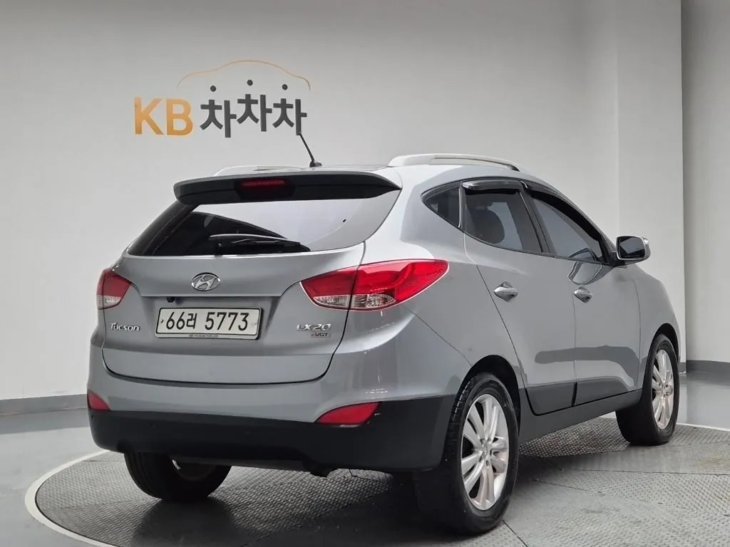 Hyundai Tucson 2010 photo 3
