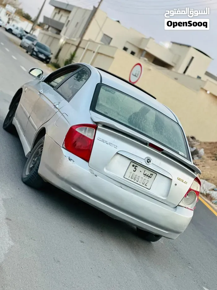 Kia Cerato 2005 photo 3
