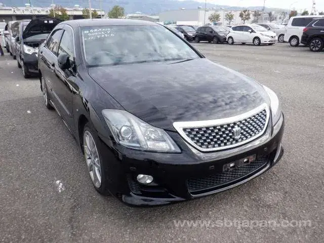Toyota Crown Athlete