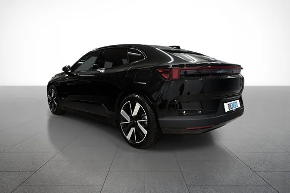 Polestar 4 2026 photo 4