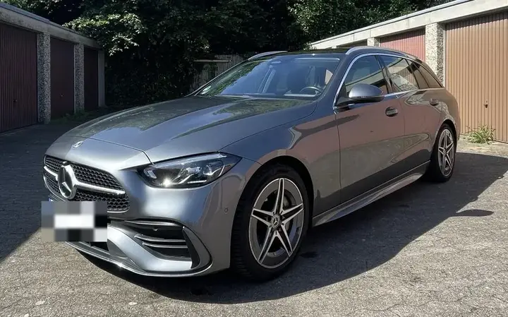 Mercedes-Benz C220D