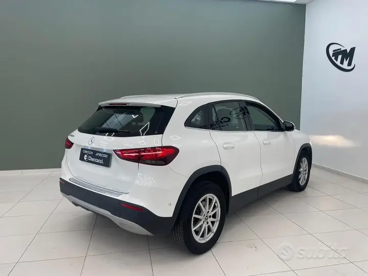 Mercedes-Benz Gla 2023 photo 4