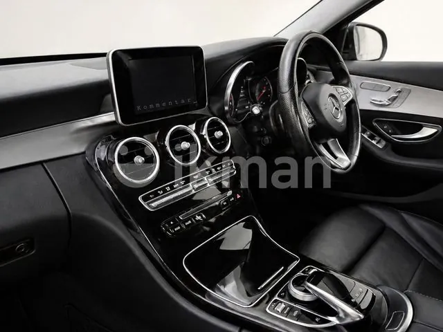 Mercedes-Benz C350 2016 photo 3