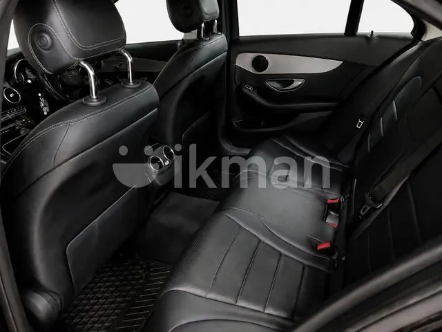 Mercedes-Benz C350 2016 photo 4