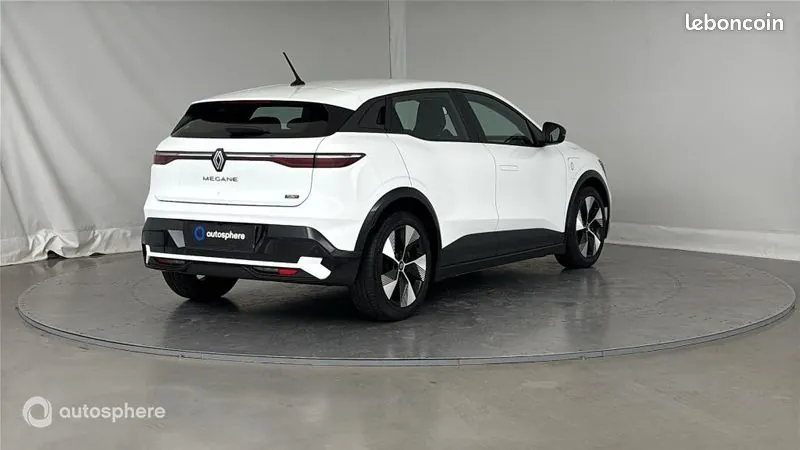 Renault Megane 2023 photo 5