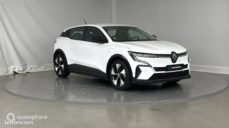 Renault Megane 2023 photo 3