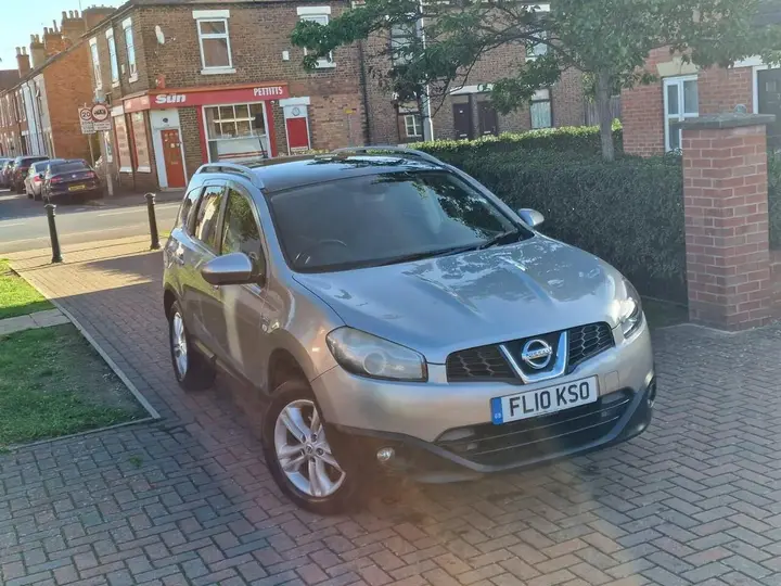 Nissan Qashqai 2010 photo 5