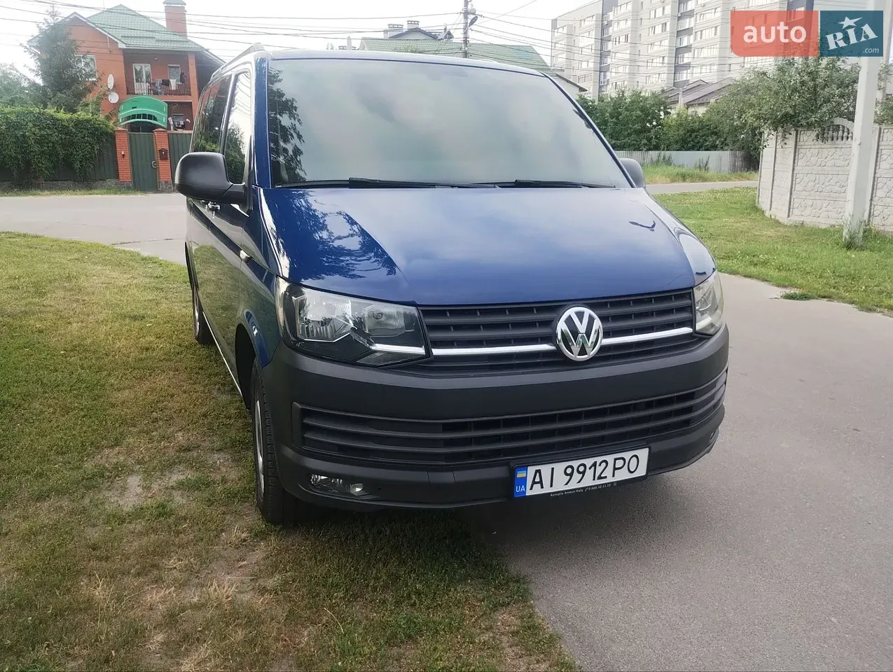 Volkswagen Transporter 2018 photo 3