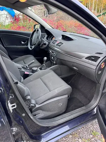 Renault Megane Iii 2010 photo 3