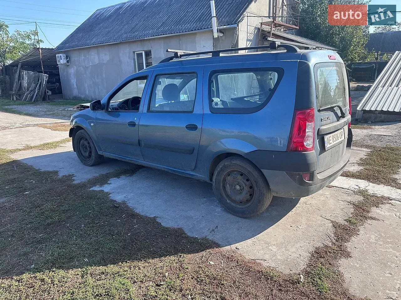 Renault Logan 2009 photo 2