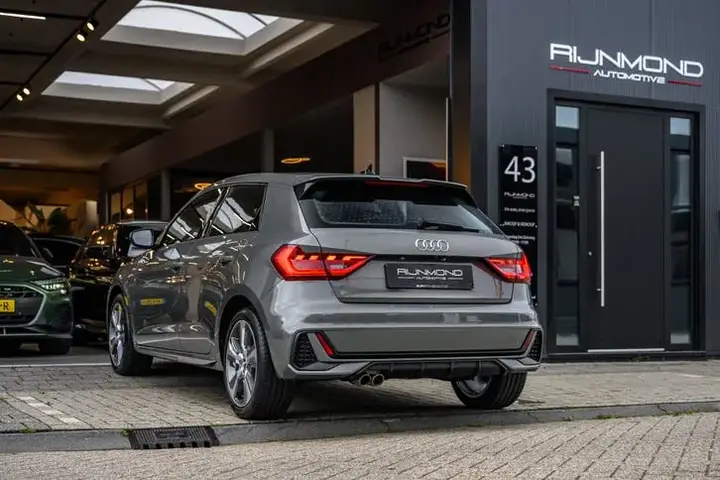 Audi A1 2020 photo 3