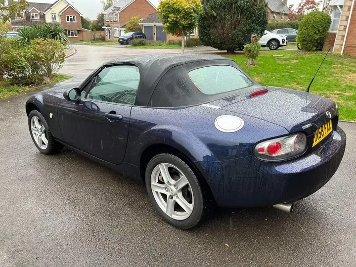 Mazda Mx-5 2008 photo 5