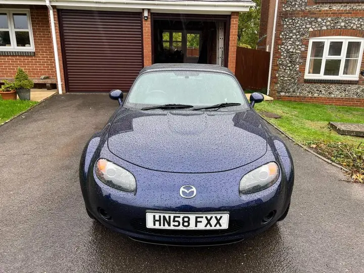 Mazda Mx-5 2008 photo 2