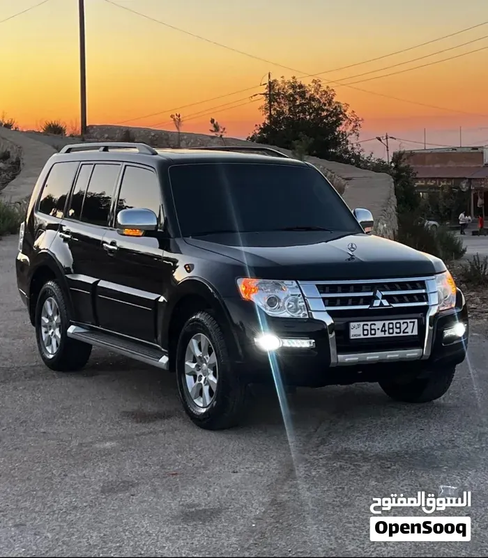 Mitsubishi Pajero 2015 photo 3