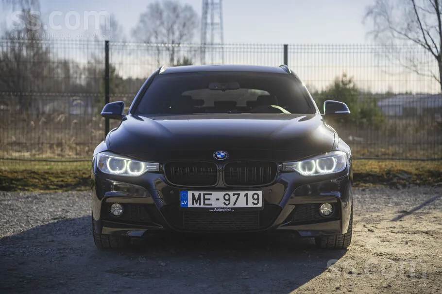 BMW 320 2013 photo 2