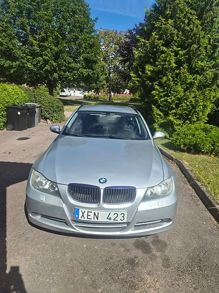 BMW 325I 2006 photo 2