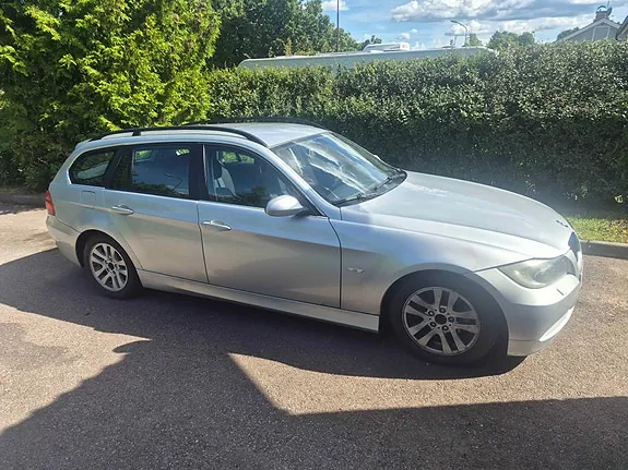 BMW 325I 2006 photo 4