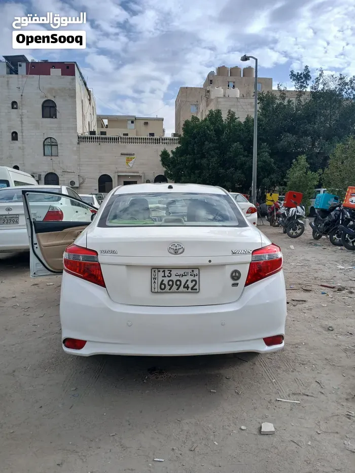 Toyota Yaris 2016 photo 2