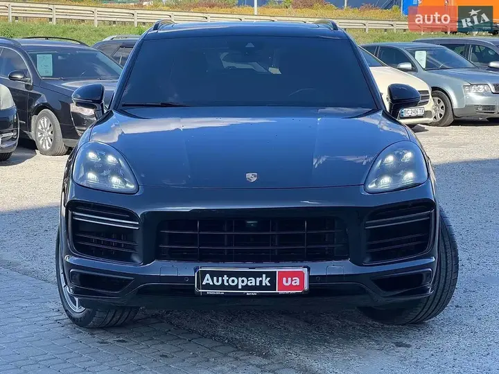 Porsche Cayenne 2019 photo 2