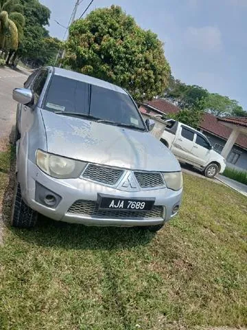 Mitsubishi Triton