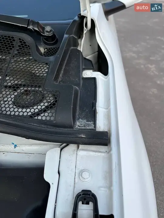 Peugeot 301 2018 photo 4