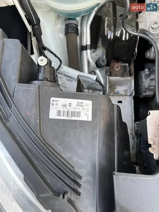 Peugeot 301 2018 photo 3