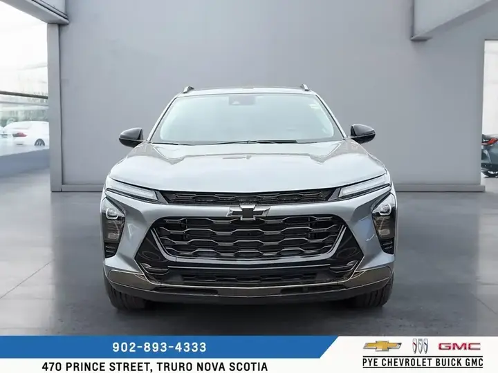 Chevrolet Trax 2026 photo 2