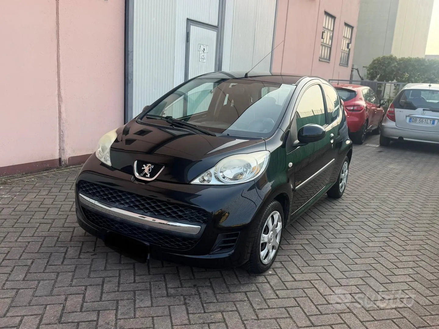 Peugeot 107 2010 photo 3