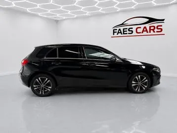 Mercedes-Benz A250 E 2023 photo 3