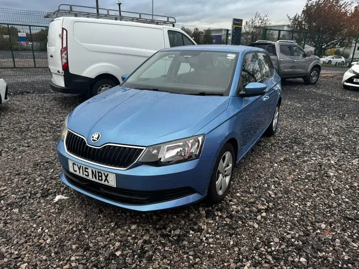 Skoda Fabia 2015 photo 3