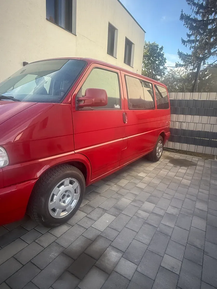 Volkswagen Multivan 1997 photo 3