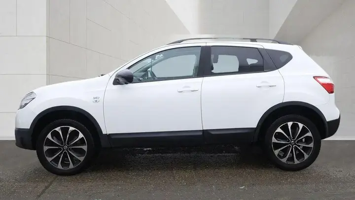 Nissan Qashqai 2013 photo 5