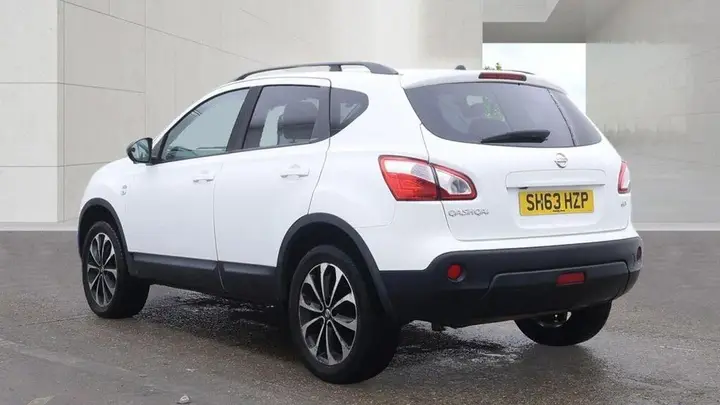 Nissan Qashqai 2013 photo 4