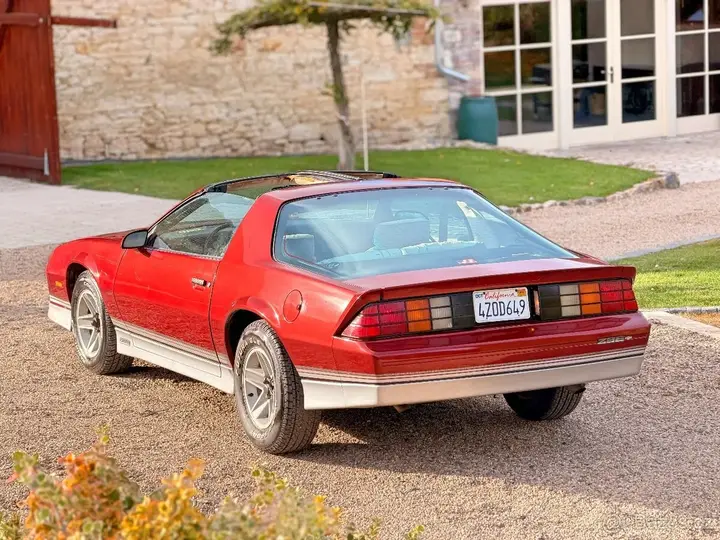 Chevrolet Camaro 1987 photo 5