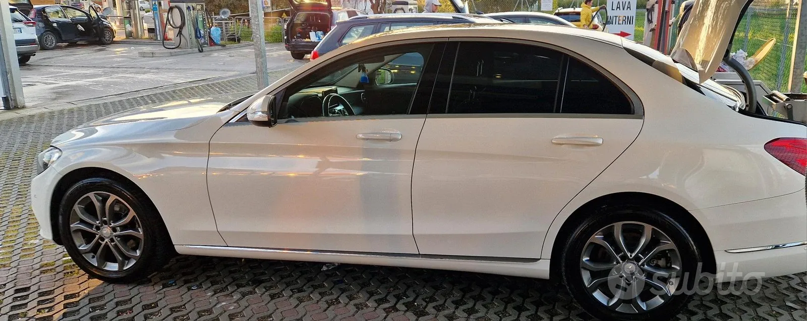 Mercedes-Benz C200D 2016 photo 3