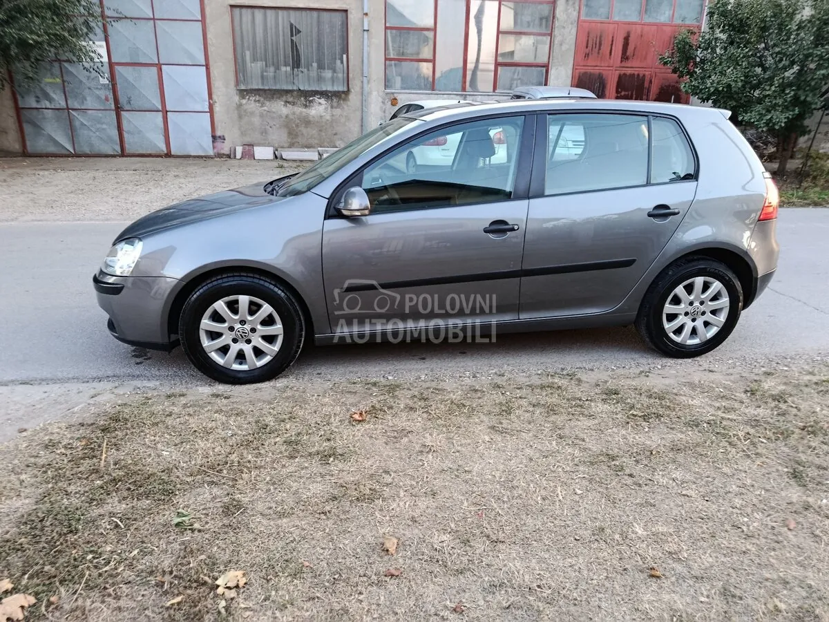 Volkswagen Golf 5 2005 photo 4