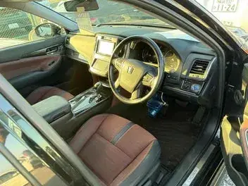 Toyota Crown 2013 photo 4