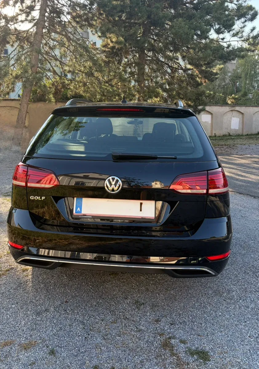 Volkswagen Golf 2019 photo 3