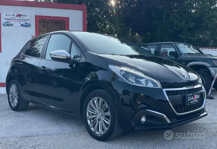 Peugeot 208 2019 photo 3