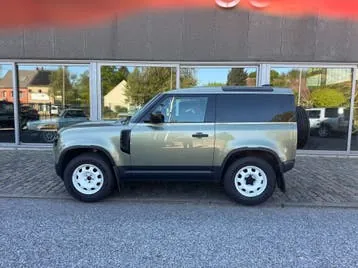 Land Rover Defender 2021 photo 3