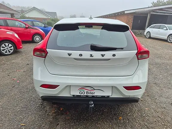 Volvo V40 2017 photo 4